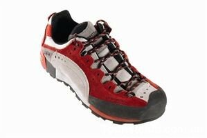 Треккинговые кроссовки La sportiva