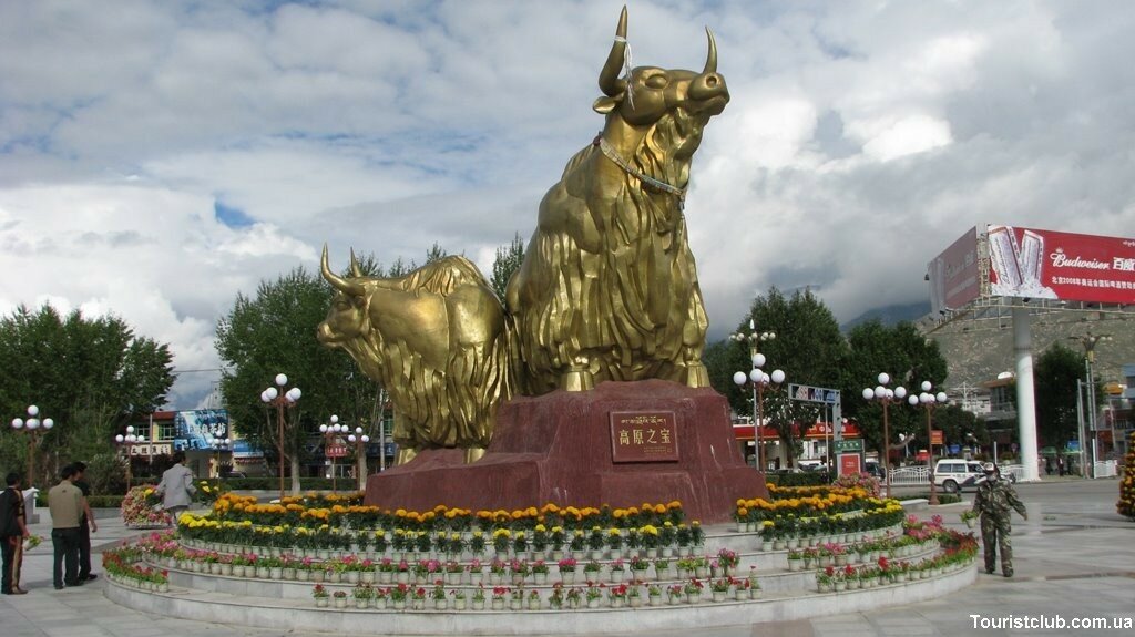 Лхаса памятник