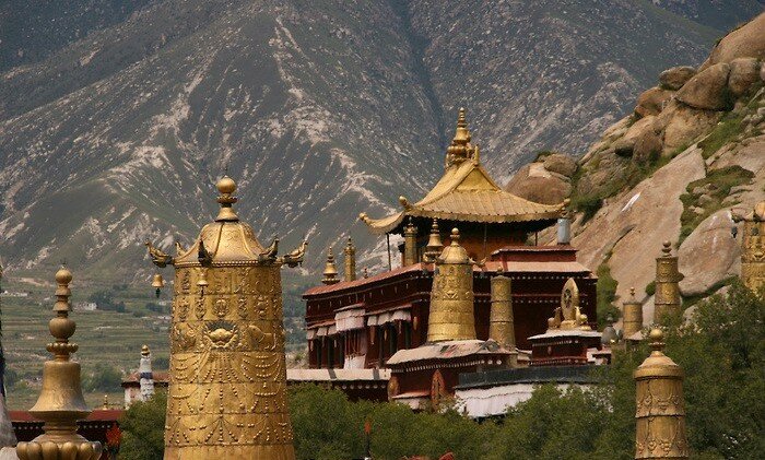 Монастырь Сера Лхаса