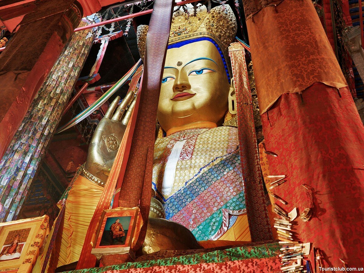 Статуя Будды Монастырь Ташилунпо